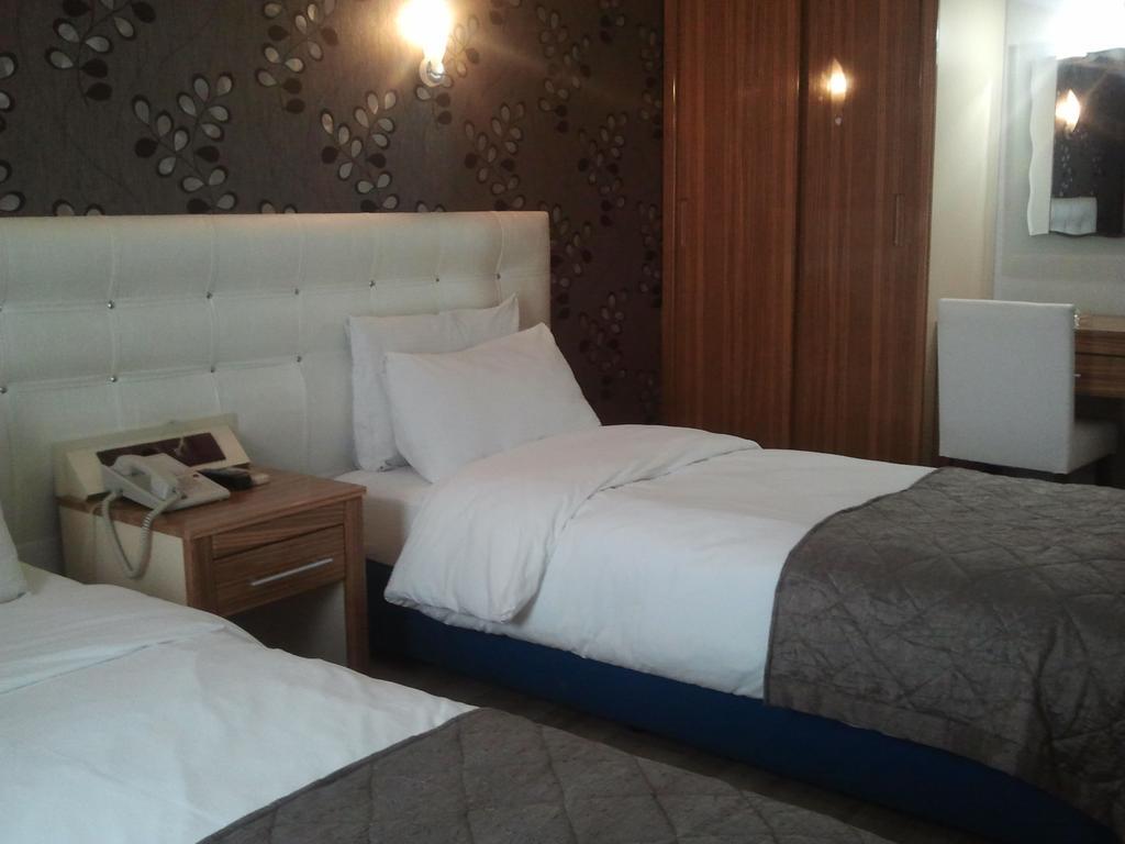 Hotel Kocaman Esmirna Habitación foto